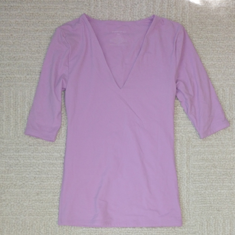 White House Black Market Lavender V-Neck Blouse